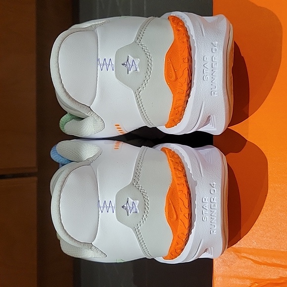 New in Box: NIKE Star Runner 4 NN SE (GS) - Picture 5 of 10